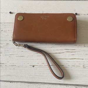Guess wallet